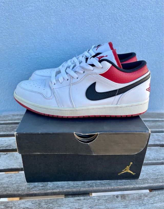 Air Jordan 1 Low University Red