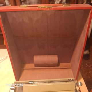Maquina de escribir Olivetti