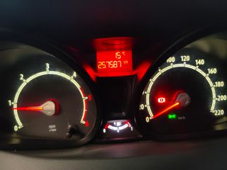 FORD FIESTA 1.4 TDCI TREND  2010