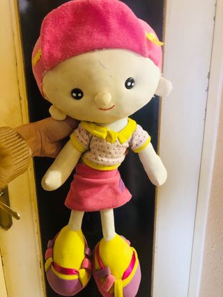 Muñeca peluche