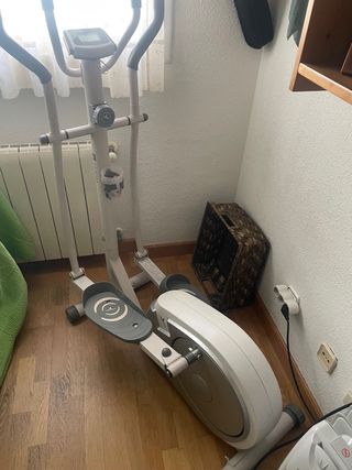Elíptica marca Domyos