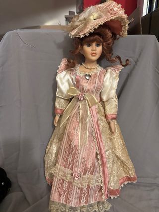 Bambola in porcellana - Abito Rosa/panna