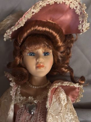 Bambola in porcellana - Abito Rosa/panna