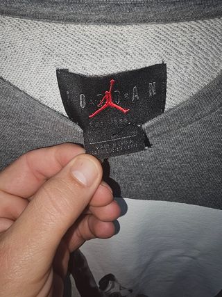 Se vende sudadera jordan 4 cement og