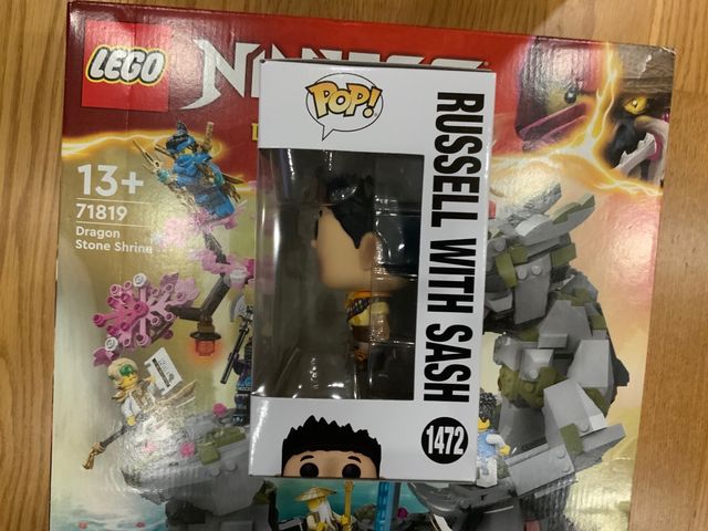 Funko pop Russell with sash 1472 up