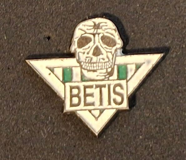 PIN FUTBOL ULTRAS SUPPORTERS SUR BETIS - SEVILLA 1