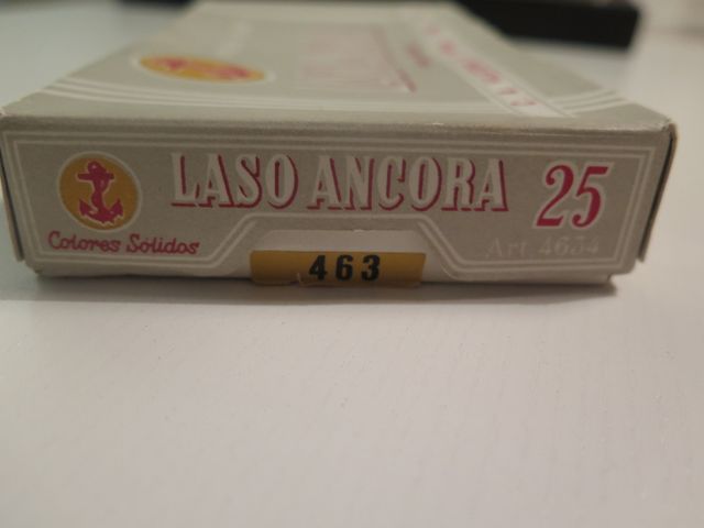 22 madejas de hilo "Fabra y Coats"