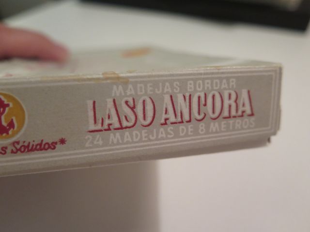 22 madejas de hilo "Fabra y Coats"