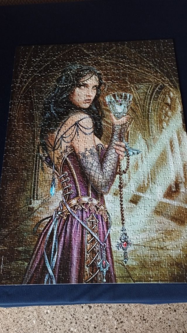 PUZZLE GÓTICO 1000 PIEZAS