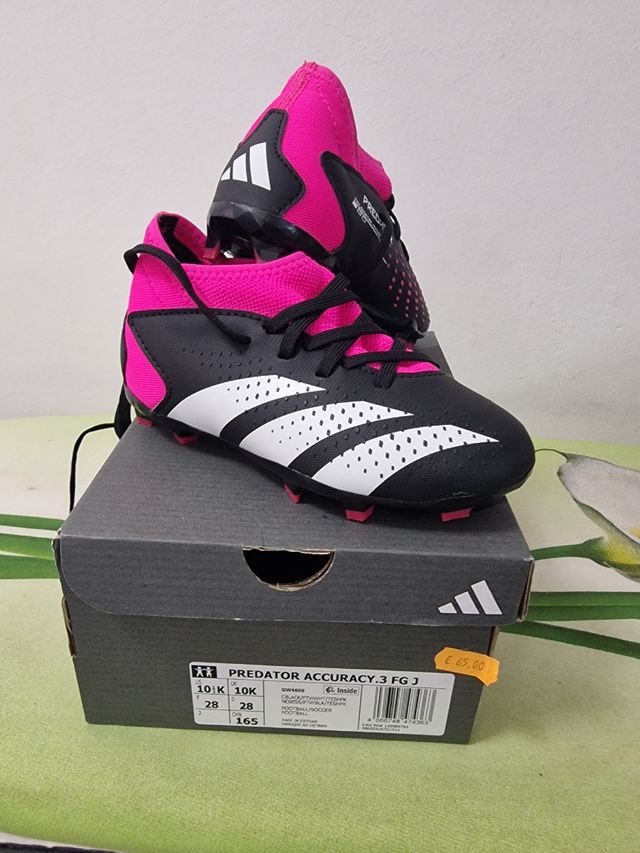 Scarpe nuove da calcio adidas N 28