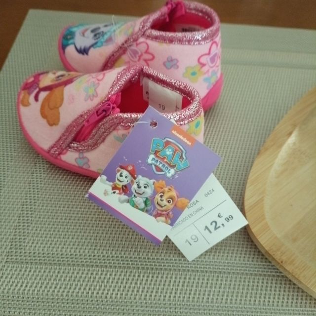 Pantuflas de niña 19
