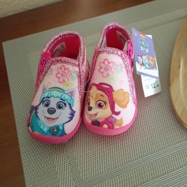 Pantuflas de niña 19