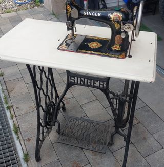 Maquina coser Singer