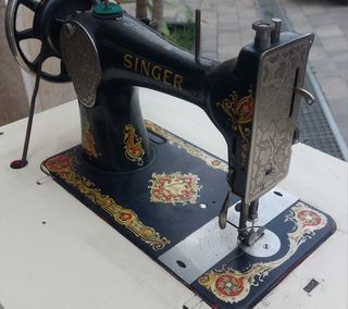 Maquina coser Singer