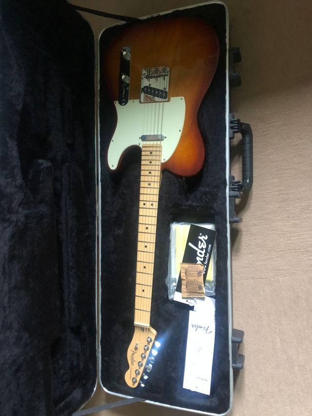 Fender Telebration Empress Telecaster 60º 6.000€