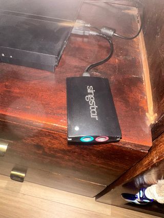 Play station 2 completa y 4 juegos completos