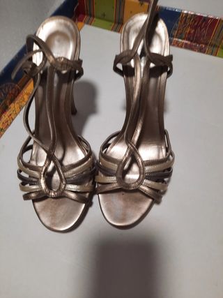 Zapatos fiesta plateados