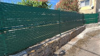 Cintas ocultacion valla a metro verde