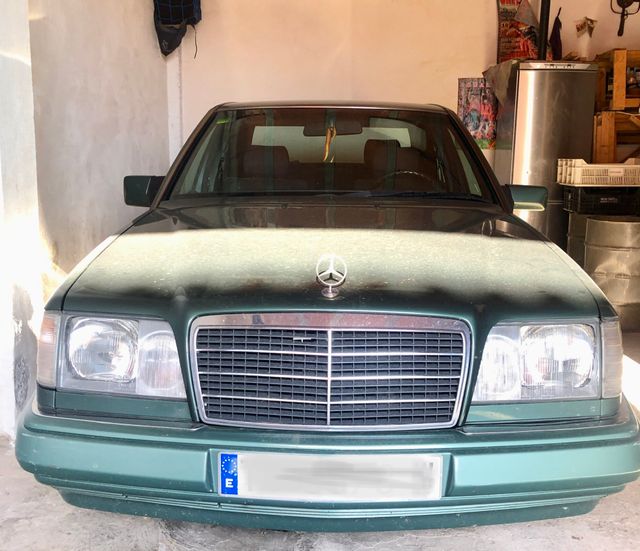 Mercedes-Benz Clase E 1988
