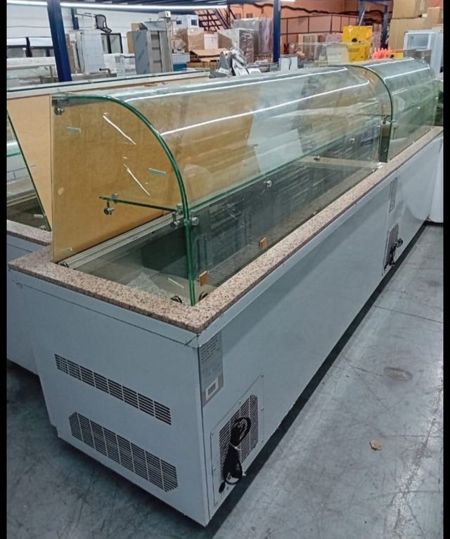 VITRINA DE KEBAB. TLF 647980210