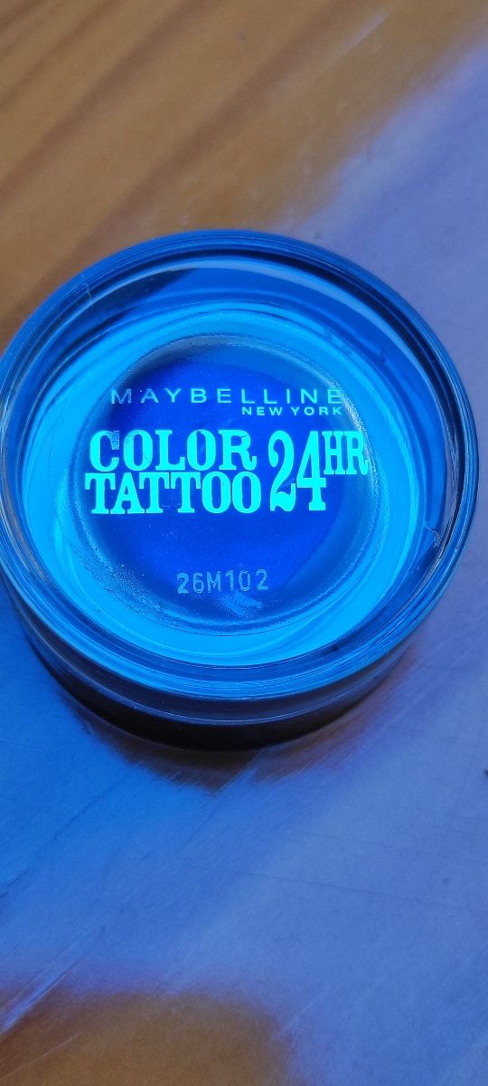 Color tattoo 24 h Maybelline