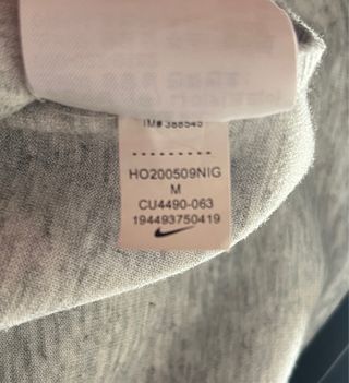 Sudadera Nike Tech gris