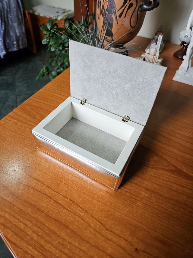 Cofanetto portagioie in argento