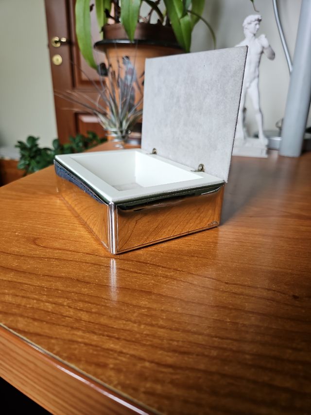 Cofanetto portagioie in argento