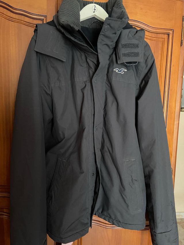 Abrigo de chico Hollister