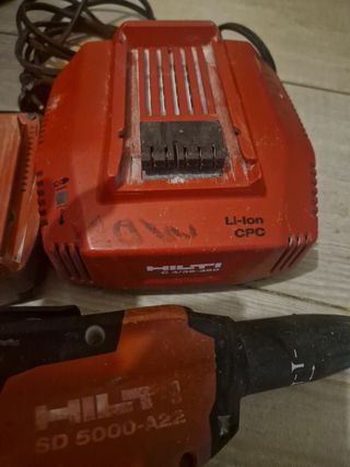 Atornilladora de tabique hilti