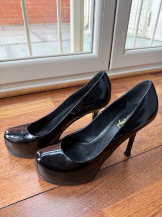 Zapato Shoes 