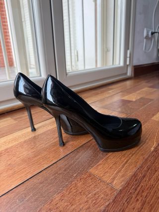 Zapato Shoes 