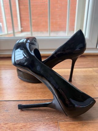 Zapato Shoes 