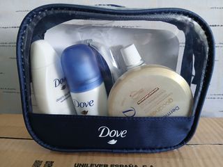 Mini neceser de viaje Dove