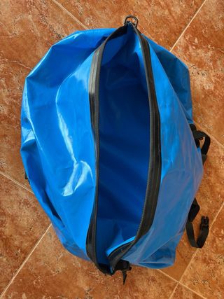 Maleta blanda impermeable