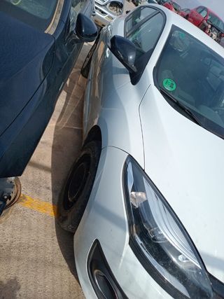 DESPIECE RENAULT MEGANE III 2015