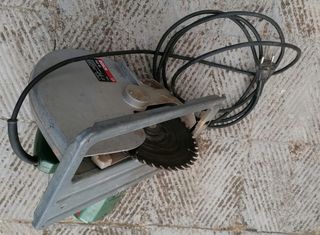 Sierra circular / radial