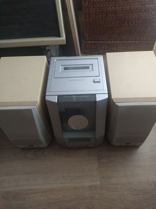 Mini cadena JVC