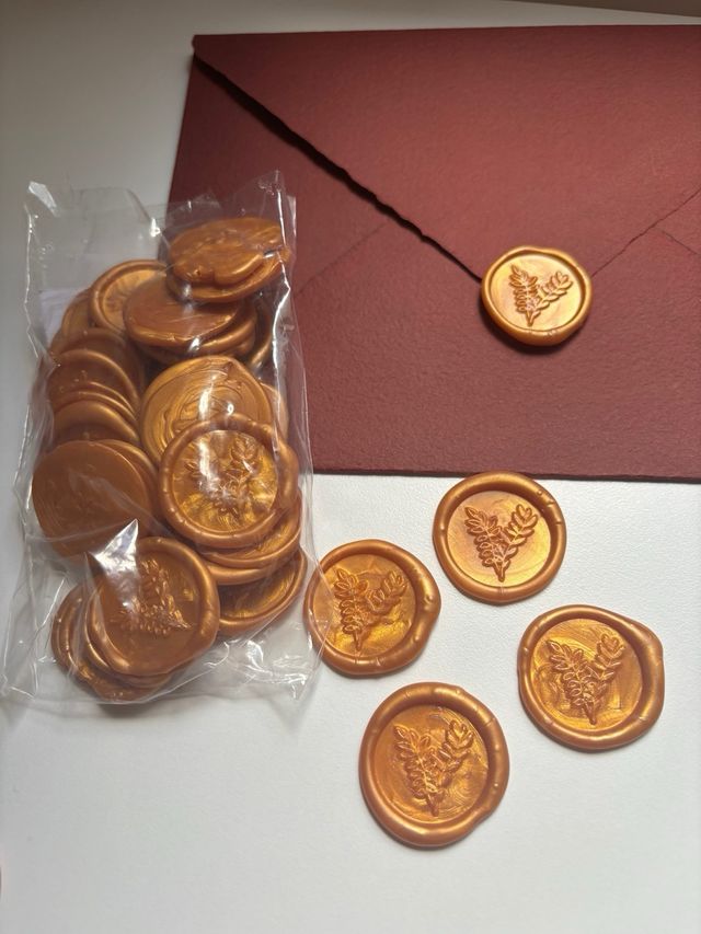 30 sellos lacre dorados