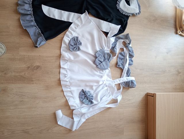 Abito cosplay da cameriera