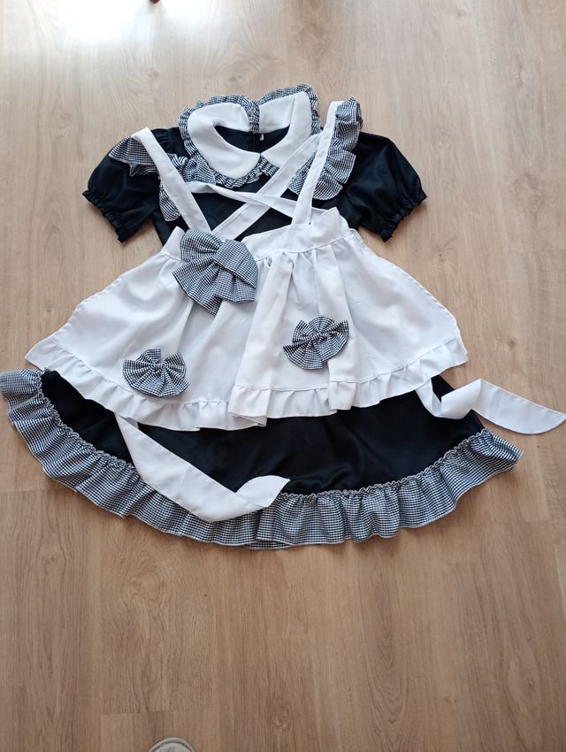 Abito cosplay da cameriera