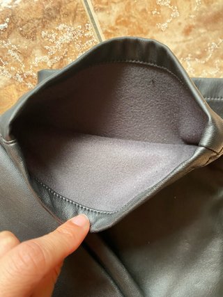 Pantalón cuero