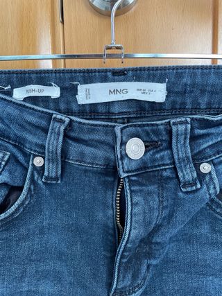 Pantalones tejanos pitillo MANGO