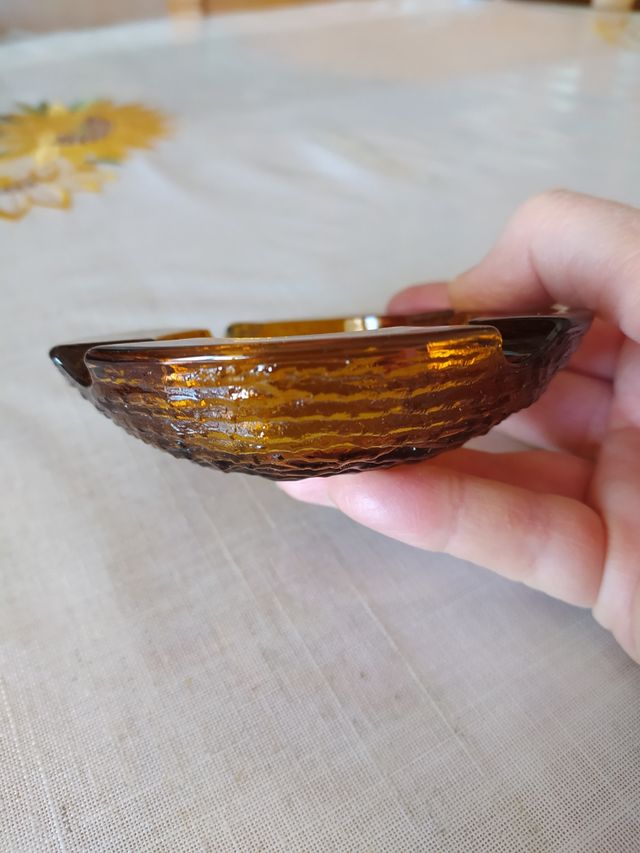 Posacenere vintage ambrato