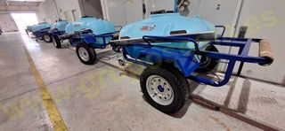 CUBAS ARRASTRADAS PARA HERBICIDA Y FUMIGACION