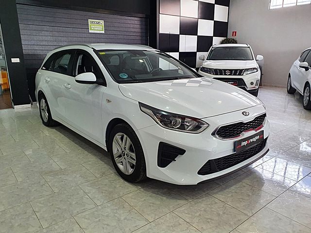 KIA Ceed Tourer, 1.6 CRDI, Carplay, navi...