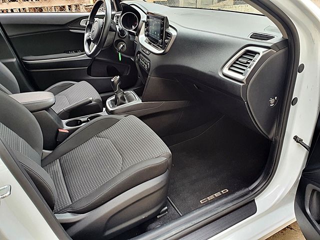 KIA Ceed Tourer, 1.6 CRDI, Carplay, navi...
