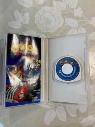 CRASH BANDICOOT TAG TEAM RACING PSP