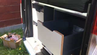 Kit mueble camper con cama