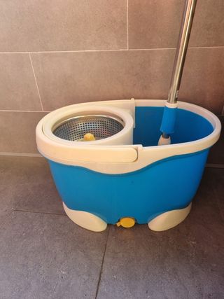 Fregando giratoria